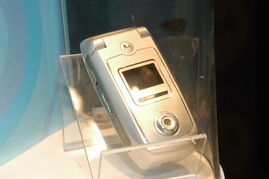 回顧經(jīng)典 2004年中國國際通信設(shè)備技術(shù)展上的摩托羅拉手機(jī)展示